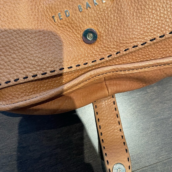 Ted Baker either shoulder or cross body bag - Picture 8 of 8